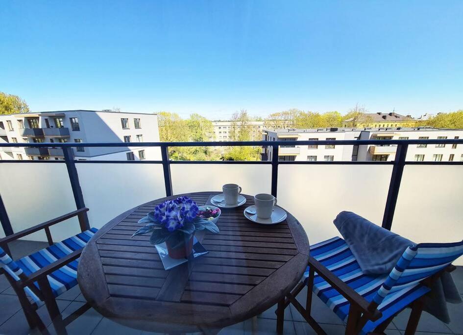 Stylish Apartment With Parking & Spacious Balcony 리가 외부 사진