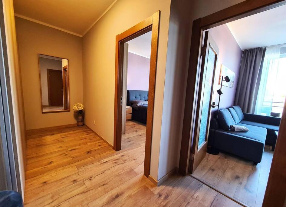 Stylish Apartment With Parking & Spacious Balcony 리가 외부 사진